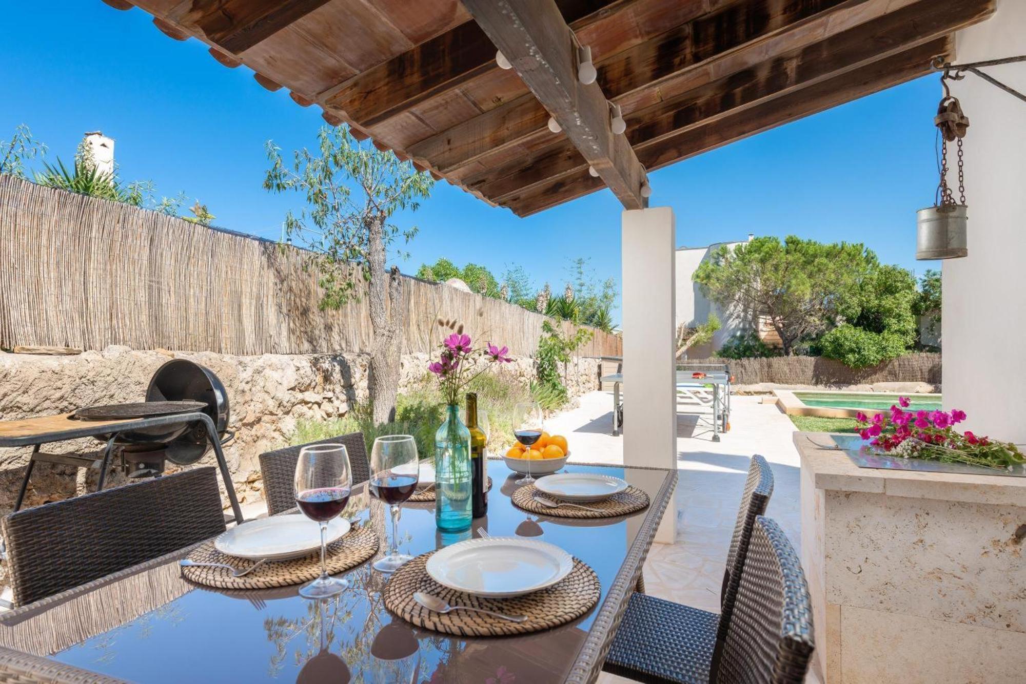Estrellas Villa Cala Llombards
